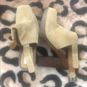 See By Chloe Beige Suede Clog Mules 8 Chunky Heel